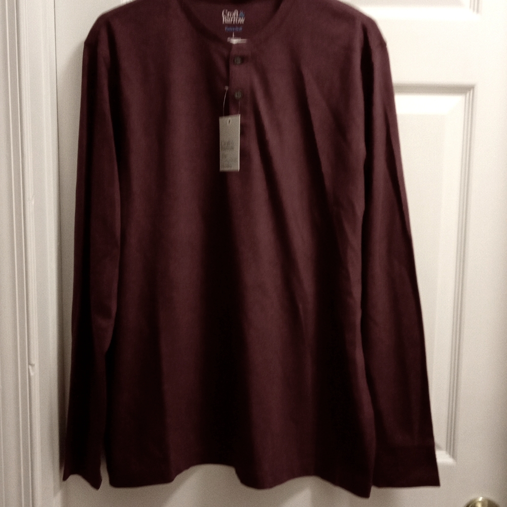 Croft & Barrow men large burgundy heather Henley top long sleeve. New